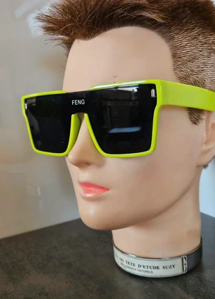 Lunettes de soleil stylé, état: Très bon état, 11,90 €, 13,20 € Protection acheteurs (Pro) incluse