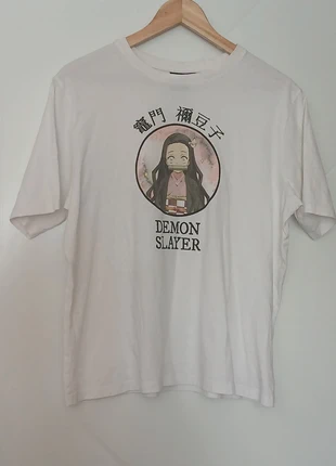 Tee-shirt demon slayer, marke: Demon Slayer, zustand: Sehr gut, größe: M / 38 / 10, 4,00 €, 4,90 € inklusive Vinted-Käuferschutz