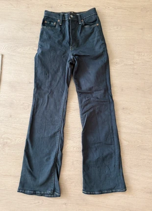 Jean Levi’s Ribcage boot W26L31, brand: Levi's, condition: Very good, size: S, €40.00, €42.70 includes Buyer Protection