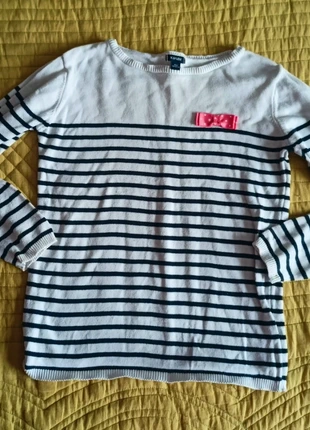 Pull marinière avec petit noeud 10 ans, brand: Kiabi, condition: Very good, size: 10 years / 140 cm, €4.00, €4.90 includes Buyer Protection Pro