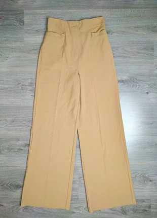 Pantalon Large Emme Marella – Beige Camel, Taille S, brand: Marella, condizioni: Ottime, taglia: S / IT 40 / EU 36, €35.00, €37.45 include la Protezione acquisti