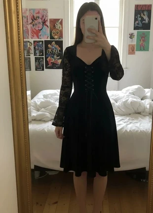 Robe Noire Velours Dentelle – Élégante / Gothique Chic / Soirée / Automne-Hiver, merk: Maison Dareléa, staat: Heel goed, maat: M / 38 / 10, € 54,99, € 58,44 inclusief Kopersbescherming Pro