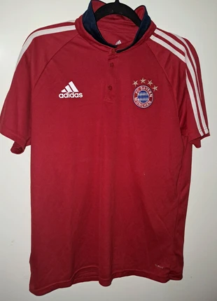 maillot bayern munich, marca: Munich, estado: Bueno, tamaño: L, 10,00 €, 11,20 € Protección al comprador incluida