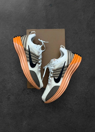 Basket Nike Lunar Roam - summit white/black - blanc sommet/lait de coco/noir - taille 45, marque: Nike, état: Neuf sans étiquette, taille: 45, 70,00 €, 74,20 € Protection acheteurs incluse