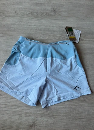 Short Nike trail taille S, marque: Nike, état: Neuf sans étiquette, taille: S, 39,00 €, 41,65 € Protection acheteurs incluse