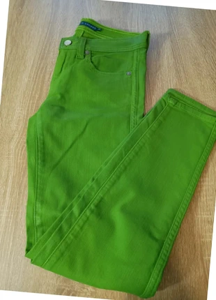 Pantalon vert femme Ralph Lauren Taille US 25, marque: Ralph Lauren, état: Très bon état, taille: XS / 34 / 6, 19,90 €, 21,60 € Protection acheteurs incluse