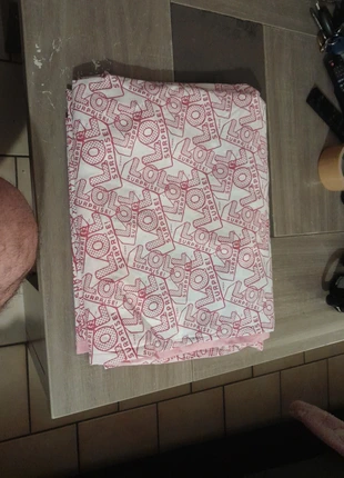 Housse de couette 90x190, marque: L.O.L. Surprise, état: Très bon état, taille: Simple (135-150 cm x 200-220 cm), 4,00 €, 4,90 € Protection acheteurs incluse