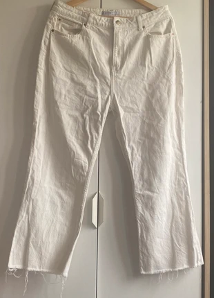 Cream straight leg Penneys jeans, Frayed look at the bottom, brand: Primark, condition: Good, size: XL / 42 / 14, €1.50, €2.28 includes Buyer Protection