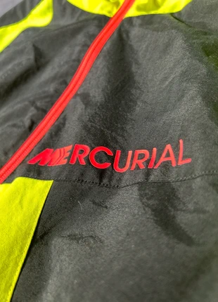 Veste coupe vent Mercuriale/Nike taille s (8-10ans), marque: Nike, état: Très bon état, taille: S, 10,00 €, 11,20 € Protection acheteurs incluse