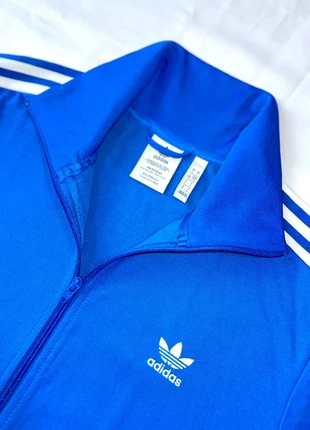 Veste Adidas Original Firebird/Superstar Primeblue serie Y2k retro vintage -bleu & blanc-L, merk: adidas, staat: Heel goed, maat: L, € 65,00, € 68,95 inclusief Kopersbescherming Pro
