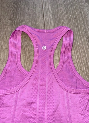 Lululemon Swiftly Tech Racerback, marque: Lululemon, état: Neuf sans étiquette, taille: XXXS / 30 / 2, 15,00 €, 16,45 € Protection acheteurs incluse