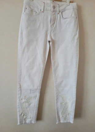 Jean 7/8 Tommy Hilfiger, marque: Tommy Hilfiger, état: Très bon état, taille: S / 36 / 8, 7,00 €, 8,05 € Protection acheteurs incluse