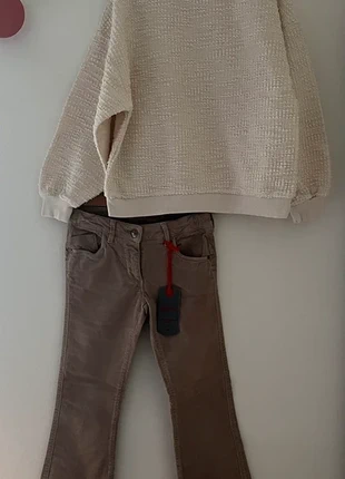 Pantaloni bambina i velluto a coste #EddiePen taglia 8 anni, brand: Eddie Pen, condizioni: Ottime, taglia: 8 anni / 128 cm, €10.00, €11.20 include la Protezione acquisti