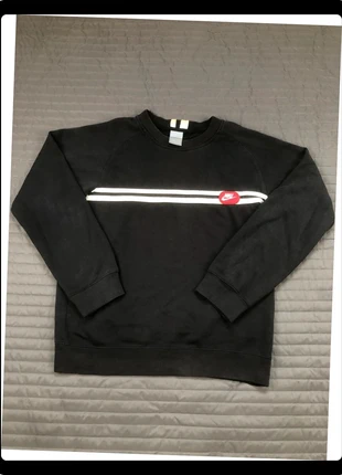 Sweatshirt Nike Vintage logo brodé - Taille S Homme Noir, marke: Nike, zustand: Sehr gut, größe: S, 20,00 €, 21,70 € inklusive Vinted-Käuferschutz