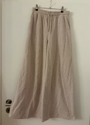 Zara-Jogginghose- weites Bein, brand: Zara, condizioni: Ottime, taglia: S / IT 40 / EU 36, €10.00, €11.20 include la Protezione acquisti