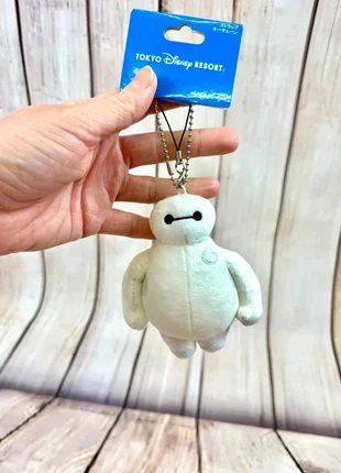 Petite peluche Baymax Disney - Tokyo Disneyland Japon, marque: Disney, état: Très bon état, 19,99 €, 21,69 € Protection acheteurs incluse