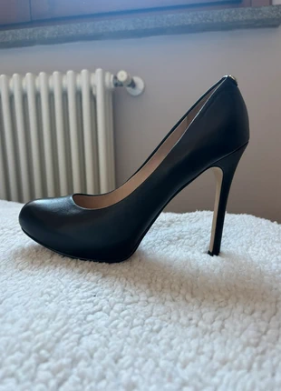 Décolleté Guess, marke: GUESS, zustand: Sehr gut, größe: 39, 40,00 €, 42,70 € inklusive Vinted-Käuferschutz