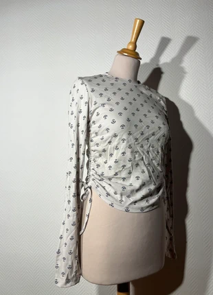 Top manche longue près du corps blanc et bleu, marque: BZB, état: Très bon état, taille: M / 38 / 10, 3,00 €, 3,85 € Protection acheteurs incluse