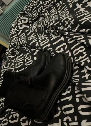 Bottines noires Stradivarius, brand: Stradivarius, condition: Good, size: 37, €12.00, €13.30 includes Buyer Protection