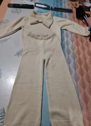 Ensemble 7 ans, brand: Shein, condizioni: Ottime, taglia: 7 anni / 122 cm, €3.00, €3.85 include la Protezione acquisti