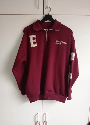 Sudadera burdeos prácticamente nueva, brand: Bershka, condition: Very good, size: M, €10.00, €11.20 includes Buyer Protection
