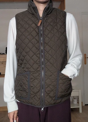 Doudoune sans manches en jersey vert armée de la marque Old Khaki, taille S (36/8), brand: Old Khaki, condition: Good, size: S / 36 / 8, €12.00, €13.30 includes Buyer Protection