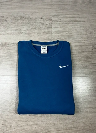 Pull Nike bleu comme neuf taille xs sans capuche, brand: Nike, condition: Very good, size: XS / 34 / 6, €25.00, €26.95 includes Buyer Protection