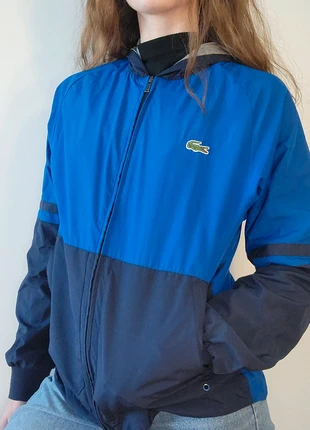 Veste Lacoste bleue à capuche, marque: Lacoste, état: Très bon état, taille: M, 20,00 €, 21,70 € Protection acheteurs incluse