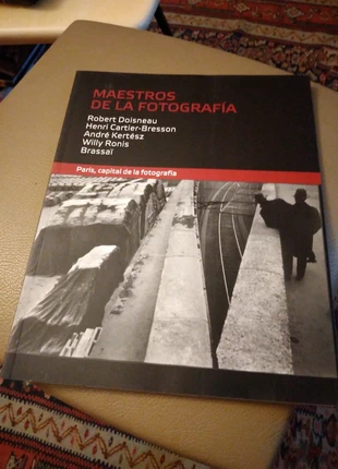 Livro maestros de la fotografia Paris Capital de lá fotografia, état: Très bon état, 5,00 €, 5,95 € Protection acheteurs incluse