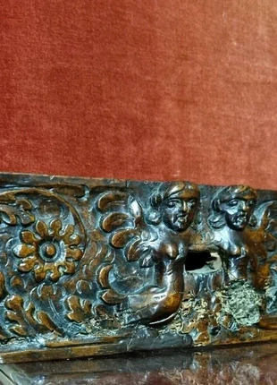 17th Century French Angel Pediment – Carved Wood Scrolls & Floral Motifs 16.89 in, condition: Satisfactory, €50.00, €53.20 includes Buyer Protection Pro