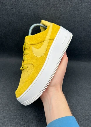 Nike Air Force 1 Plateforme Compensé daim jaune 38 (is2824), marque: Nike, état: Très bon état, taille: 38, 65,00 €, 68,95 € Protection acheteurs (Pro) incluse