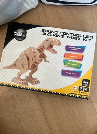 Sound controlled walking trex kit, marca: Robotime, estado: Novo sem etiquetas, tamanho: Tamanho único, €15.00, €16.45 inclui Proteção do Comprador