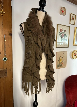 Gilet sans manches asymétrique à fausse fourrure marron kaki y2k, marke: Vintage, zustand: Gut, größe: L / 40 / 12, 14,00 €, 15,40 € beinhaltet Vinted-Käuferschutz Pro