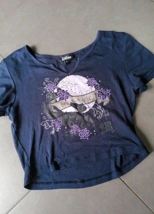 Tee shirt jeune femme bleu avec motif taille m jennyfer, marke: Jennyfer, zustand: Sehr gut, größe: M / 38 / 10, 2,50 €, 3,33 € inklusive Vinted-Käuferschutz