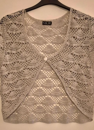 Joli gilet au crochet de chez MCR, marque: MCR, état: Très bon état, taille: M / 38 / 10, 6,00 €, 7,00 € Protection acheteurs incluse