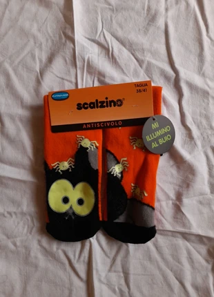 Halloween Glow-in-the-Dark Socks | New Fun Spooky Accessories, brand: Coop, condizioni: Nuovo con cartellino, taglia: 40-42, €3.00, €3.85 include la Protezione acquisti