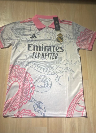 Maillot concept Real Madrid rose et blanc édition Dragon S Homme, brand: Concept, condition: New with tags, size: S, €35.00, €37.45 includes Buyer Protection