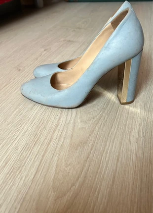 Ref #250756 Escarpin Minelli, brand: Minelli, condition: Satisfactory, size: 37, €10.00, €11.20 includes Buyer Protection