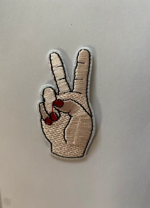 Signe peace main, zustand: Neu, 3,50 €, 4,38 € inklusive Vinted-Käuferschutz