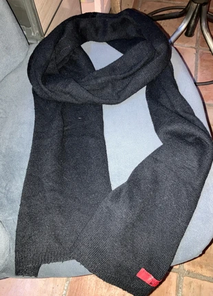 Écharpe noire mixte Pascal Morabito, brand: Pascal Morabito, condition: Very good, €4.00, €4.90 includes Buyer Protection