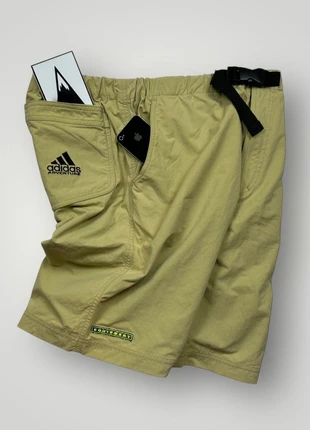 1999 Adidas Equipment "Adventure" Climashell                         Ripstop Nylon, brand: adidas, condizioni: Ottime, taglia: L, €98.35, €103.97 include la Protezione acquisti