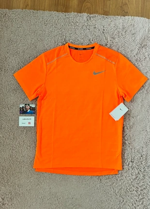 Nike Miler 1.0 Tshirt Total Orange Small, brand: Nike, condition: New with tags, size: S, £24.99, £26.94 includes Buyer Protection Pro
