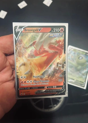 Braségali V 020/198, marke: Pokémon, zustand: Gut, 2,00 €, 2,80 € inklusive Vinted-Käuferschutz