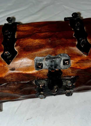 vintage french rustic hardwood trinket box 23x14x12 cm, marke: Unique, zustand: Gut, 10,00 €, 11,20 € inklusive Vinted-Käuferschutz