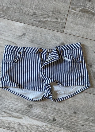 Mini short vintage à rayures bleues, marque: Zara, état: Très bon état, taille: M / 38 / 10, 10,00 €, 11,20 € Protection acheteurs incluse