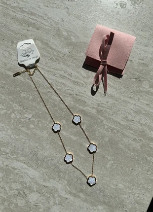 Collier trèfle acier inoxydable, marque: Tendance, état: Neuf avec étiquette, 6,99 €, 8,04 € Protection acheteurs incluse