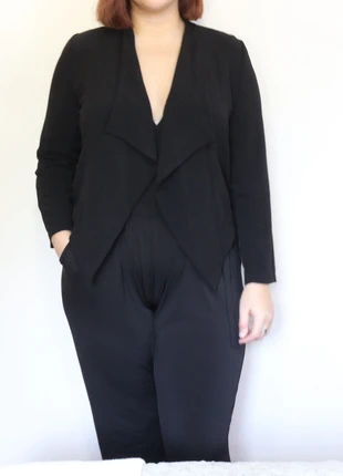 Chaqueta negra Kiabi, merk: Kiabi, staat: Heel goed, maat: XXL / 44 / 16, € 4,00, € 4,90 inclusief Kopersbescherming