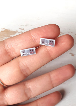 Orecchini con Controller Nes, marque: Nintendo, état: Très bon état, 5,00 €, 5,95 € Protection acheteurs incluse