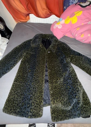 Olive Green Leopard Faux Fur Jacket Size(L/XL), brand: Vintage, condizioni: Ottime, taglia: XL / IT 46 / EU 42, €25.00, €26.95 include la Protezione acquisti