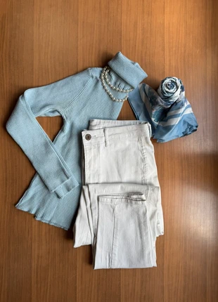 Pantaloni skinny bianchi H&M – High Waist Ankle, taglia 28 (EU), brand: H&M, condizioni: Nuovo senza cartellino, taglia: XXS / IT 36 / EU 32, €5.00, €5.95 include la Protezione acquisti